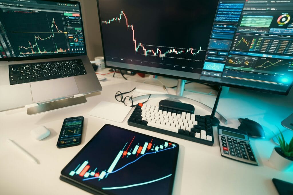 cuanto gana un trader al mes en Peru